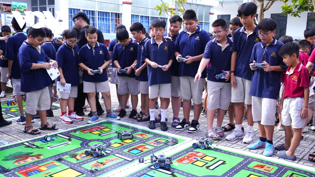 Học sinh Cần Thơ trải nghiệm công nghệ STEM - khởi nguồn sáng tạo